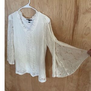 Cable & Gauge Cream Lace Bell Sleeve Blouse